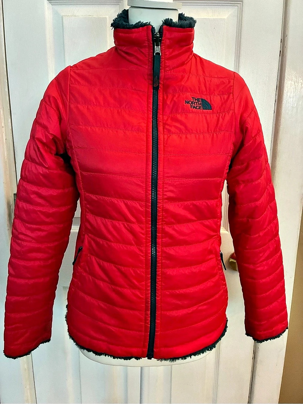 The North Face Girls Reversible Mossbud Swirl Jacket Red Fleece Puffer L 14/16